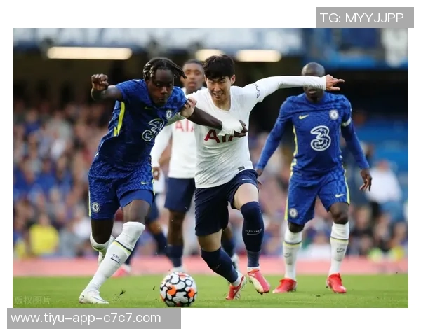 库尼亚谈加盟曼联目标:助球队重返巅峰是我最大的荣幸 库尼亚谈加盟曼联目标:助球队重返巅峰是我最大的荣幸