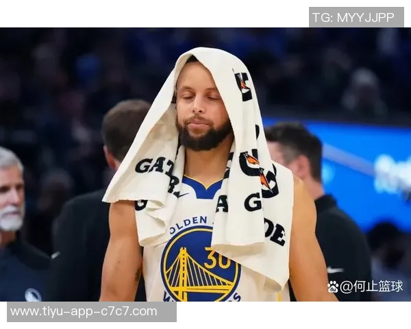 库里伤缺的背后分析：如何在不幸中寻求机遇与未来的复出之路